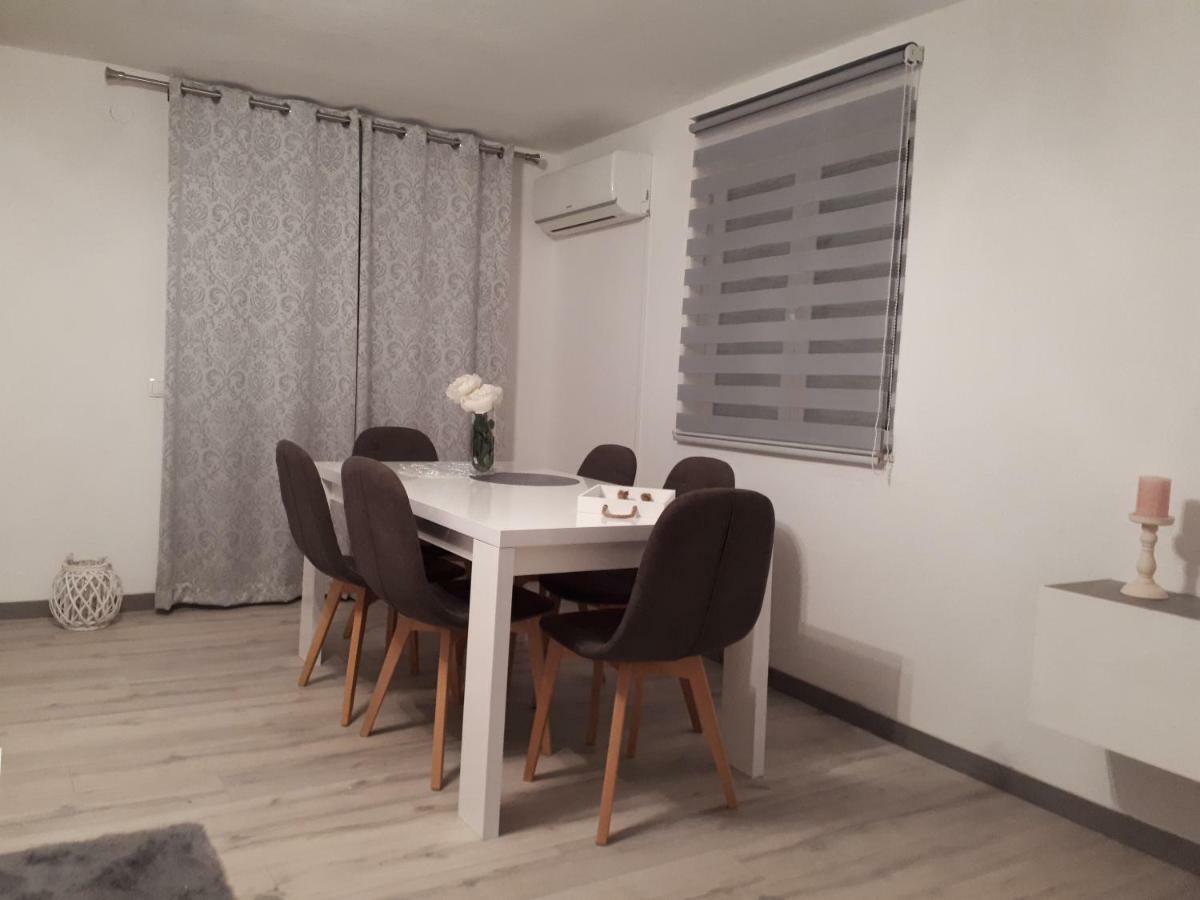 Apartment Jole 1 Trogir Exterior photo